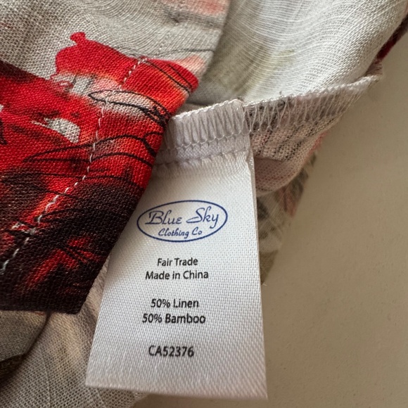 Blue Sky Floral Tank Top XL - Picture 5 of 5